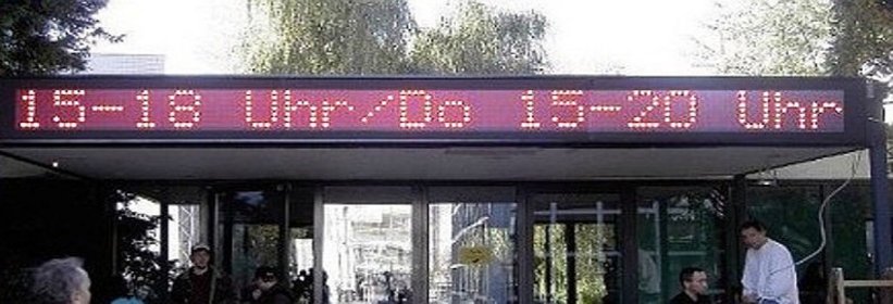 Braunschweig: einzeilige, einfarbige Laufschrift outdoor