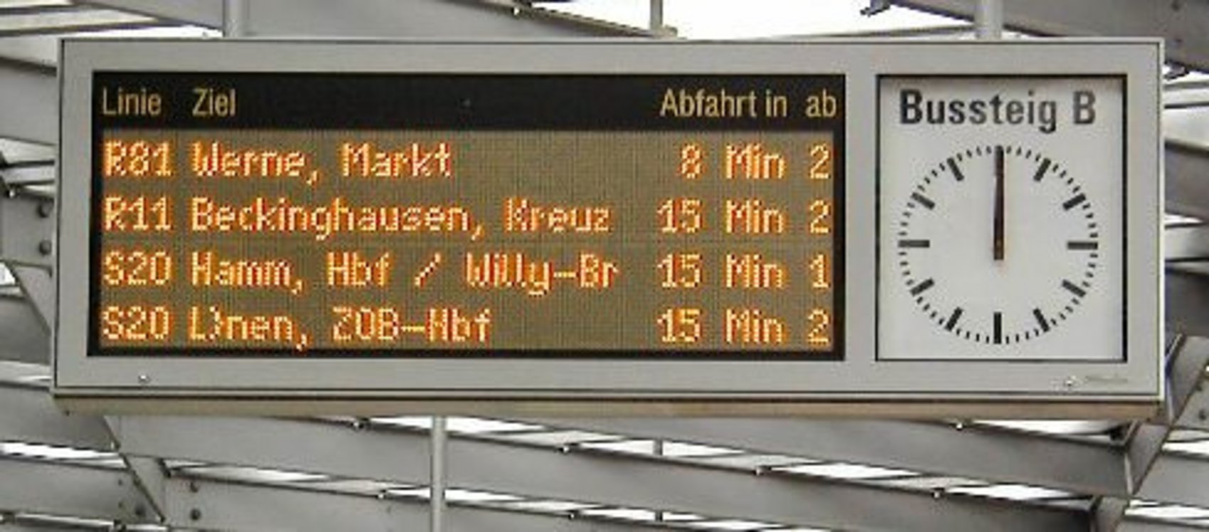 mehrzeilige LED-Laufschrift in Emden mehrzeilige LED-Laufschrift in Emden
